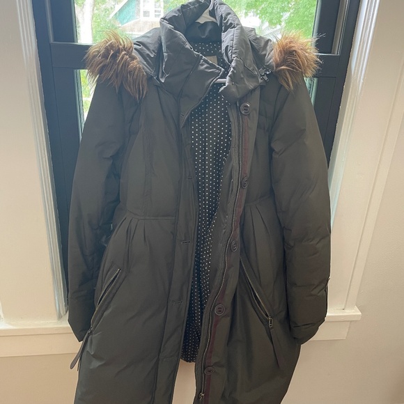 Kimi & Kai Maternity Down Coat - Picture 1 of 3